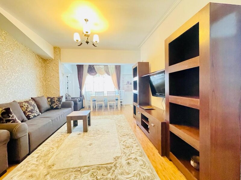 Bazilescu, tr. Fortunei, apartament 2 camere, mobilat, utilat.